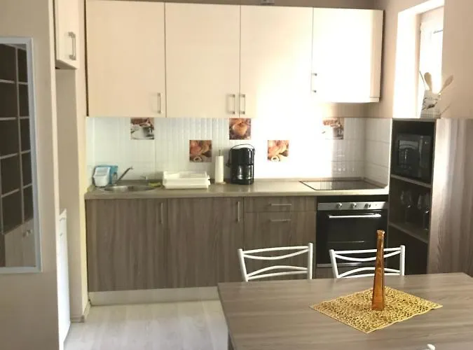 Diszkret Szallas